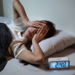 睡眠不足でストレス